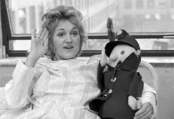 万米高空坠落幸存者