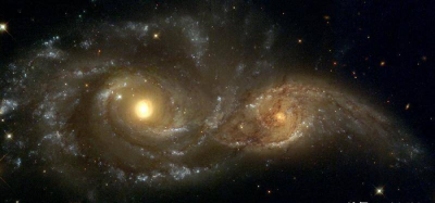 地球与月球之间的距离多少光年 直线距离约为多少千米