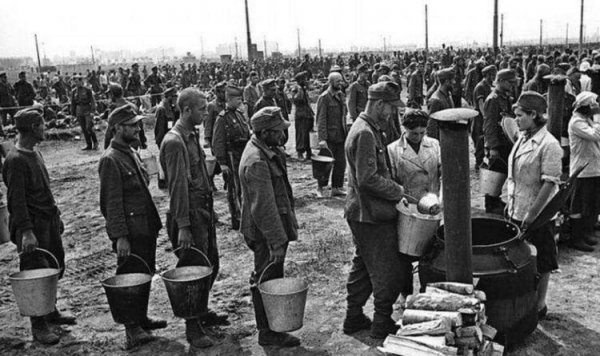 二战德国投降后有多惨