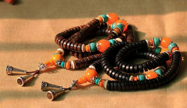 崖柏手串包浆完图片欣赏