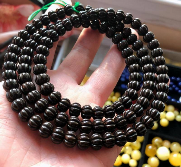 崖柏手串包浆完图片欣赏