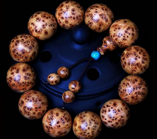 崖柏手串包浆完图片欣赏