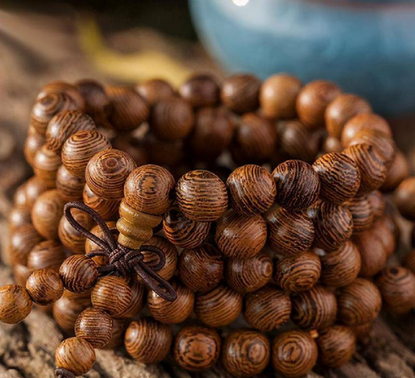 崖柏手串包浆完图片欣赏