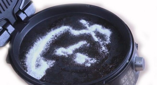 电饼铛怎么清洗老油渍和黑