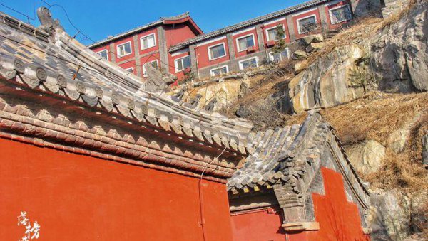 泰山海拔高度是多少米