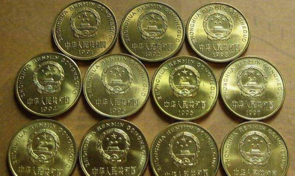 2000年梅花5角十万能出手吗