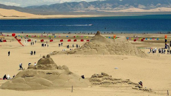 青海湖海拔多少米高