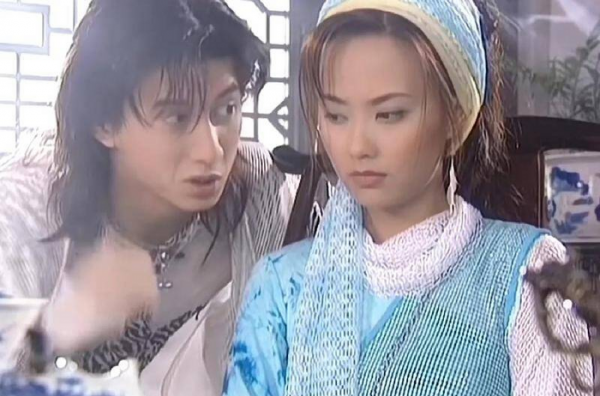 杨开泰的父亲为什么是逍遥侯