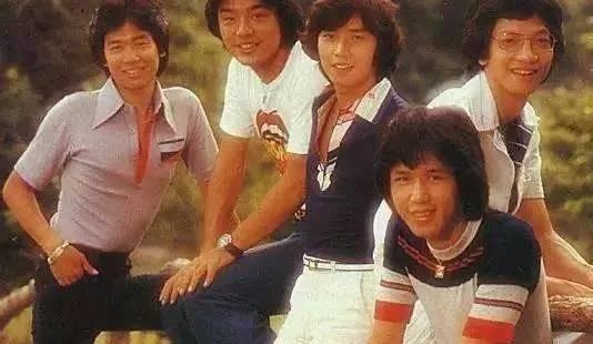 谭咏麟为什么被称为校长