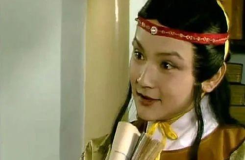 红楼梦贾芸是谁的儿子