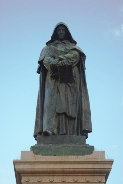 布鲁诺是哪个国家的