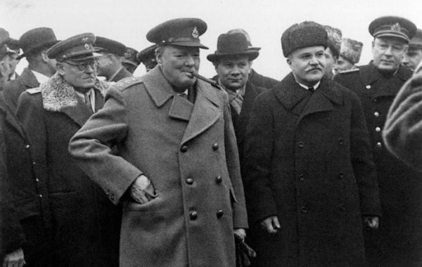 三巨头雅尔塔会议是哪三人