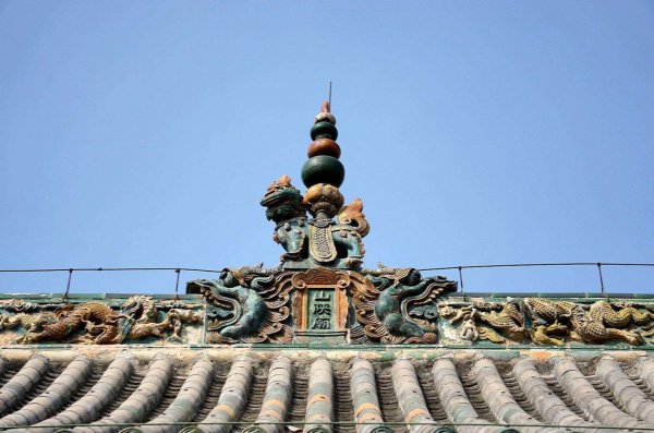 琉璃什么颜色最贵最值钱