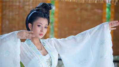 花蕊夫人为蜀国宠妃被后世称为什么花神 花蕊夫人简介