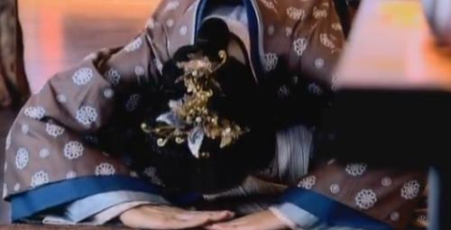 三叩九拜是什么意思