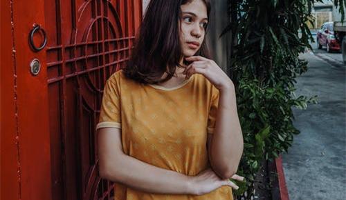 出轨的男人值得原谅吗