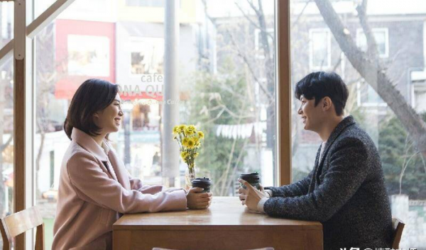 刚加的相亲对象怎么聊天打招呼