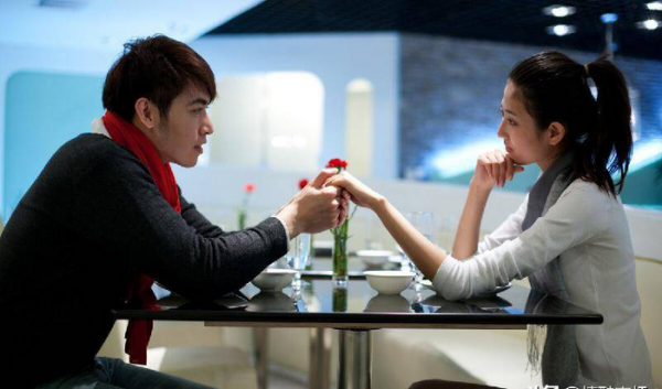 刚加的相亲对象怎么聊天打招呼