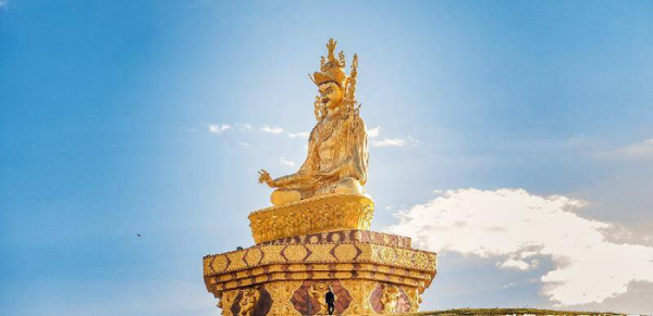 我们常说的三教九流中的三教是指什么