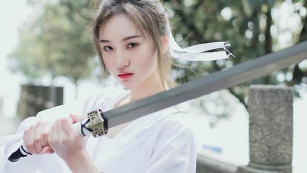 丞相和柱国哪个官职大