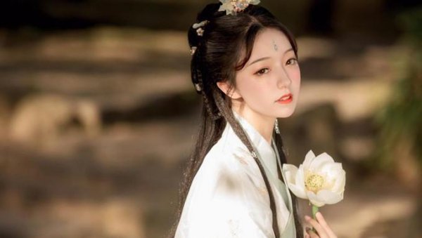 丞相和柱国哪个官职大