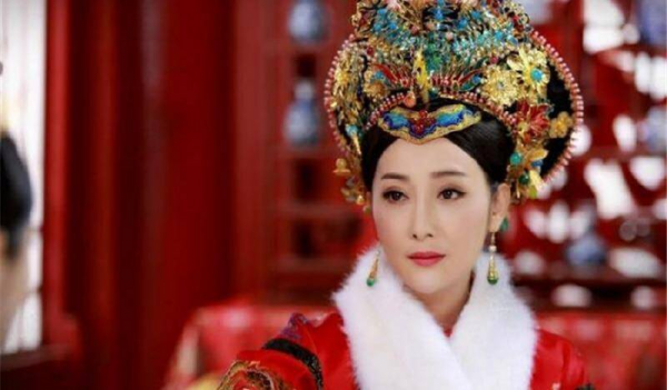 皇太极为什么怕哲哲