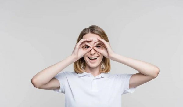 男生喜欢你的表现细节