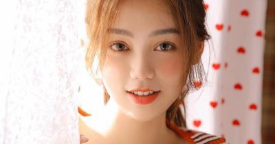 一个女孩喜欢你21种表现 女人非常喜欢你的举动迹象