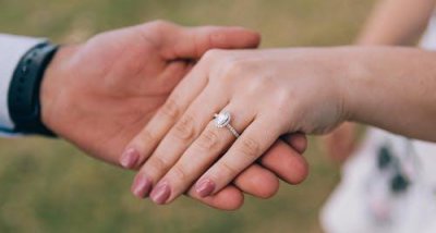 夫妻冷战谁也不理谁怎么办 两个人之间一直冷战咋破解