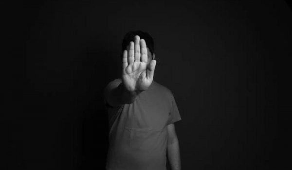 心里堵得慌难受压抑怎么解决