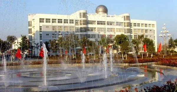 中国人口最多的县是哪一个