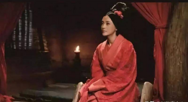 我国历史上第一位皇后