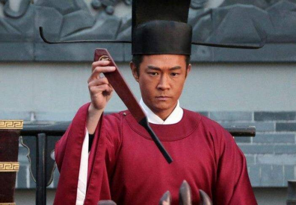 宋朝包拯相当于现在什么官职