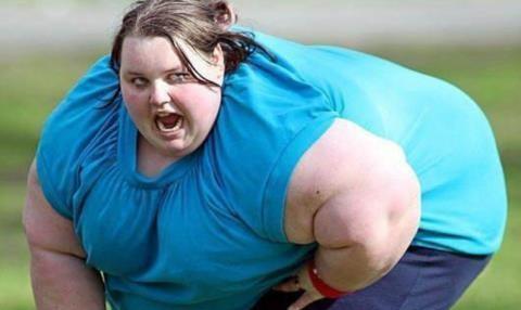 世界上最胖的女人是多少斤