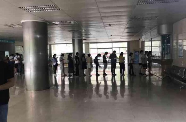 世界上最胖的女人是多少斤