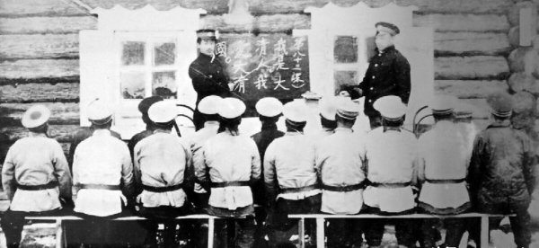 如果清朝坚持不退位会灭亡吗