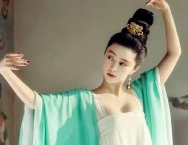 杨贵妃真正死因是什么