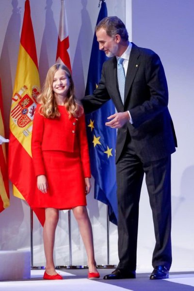 西班牙莱昂诺尔公主小时候