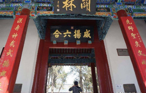 文武二圣指的是哪两个人