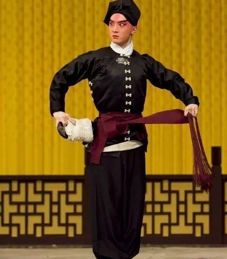 林正英为什么葬在美国