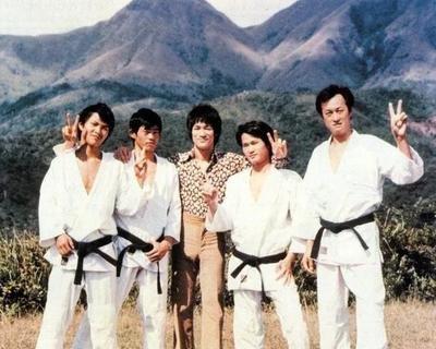 林正英为什么葬在美国