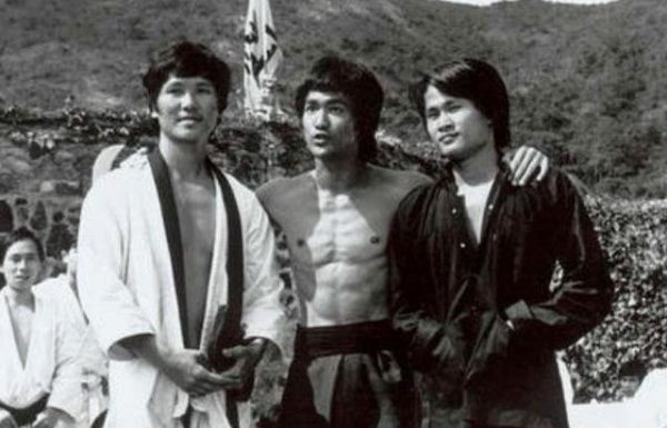 林正英为什么葬在美国