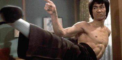 林正英为什么葬在美国