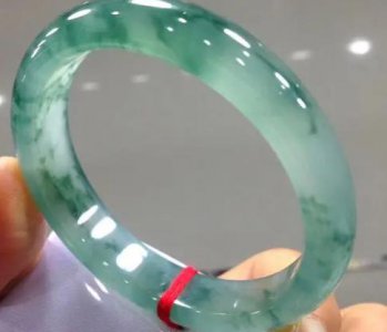 什么是危料翡翠 翡翠危料特征 有价值吗