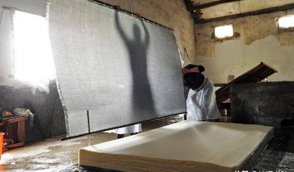 熟宣纸和生宣纸有什么区别