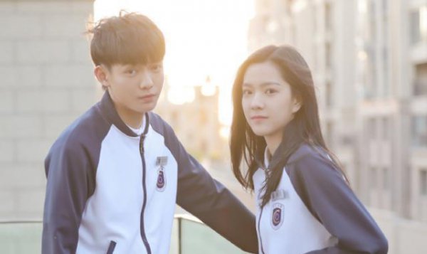 初二小女孩早恋该怎么处理好