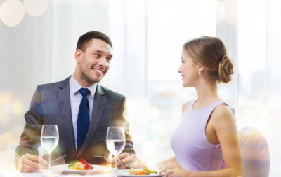 和相亲对象微信聊什么话题 相亲刚加微信怎么聊天