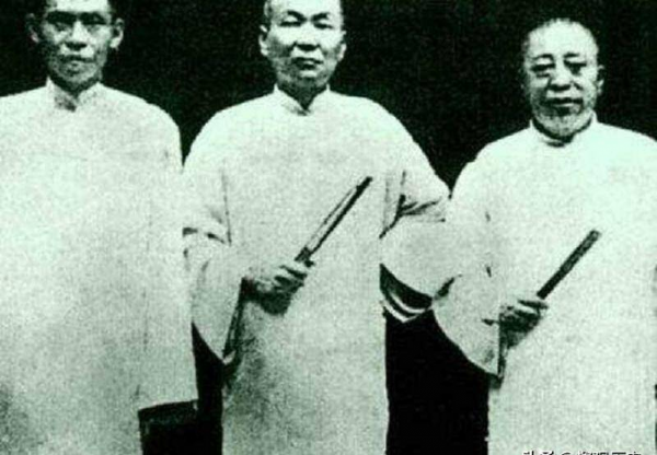 历史人物杜月笙个人资料简介