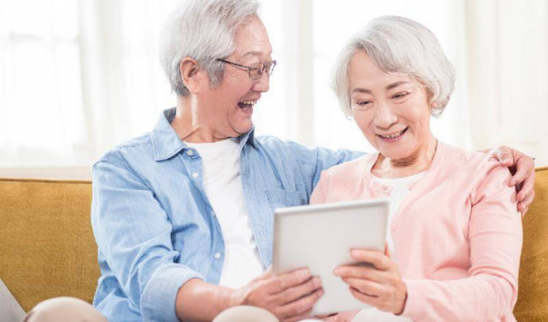 老年夫妻没有感情了怎么办