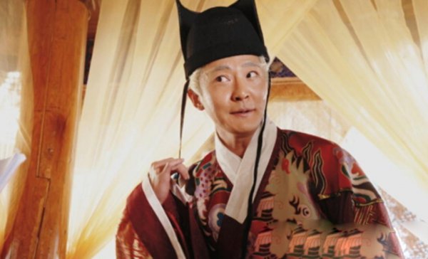 太监是怎么排尿